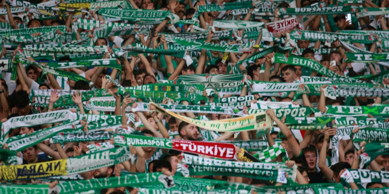 Bursaspor’dan Taraftar Rekoru: TFF 3. Lig’in Seyirci Sayısını Yeniden Aştı!