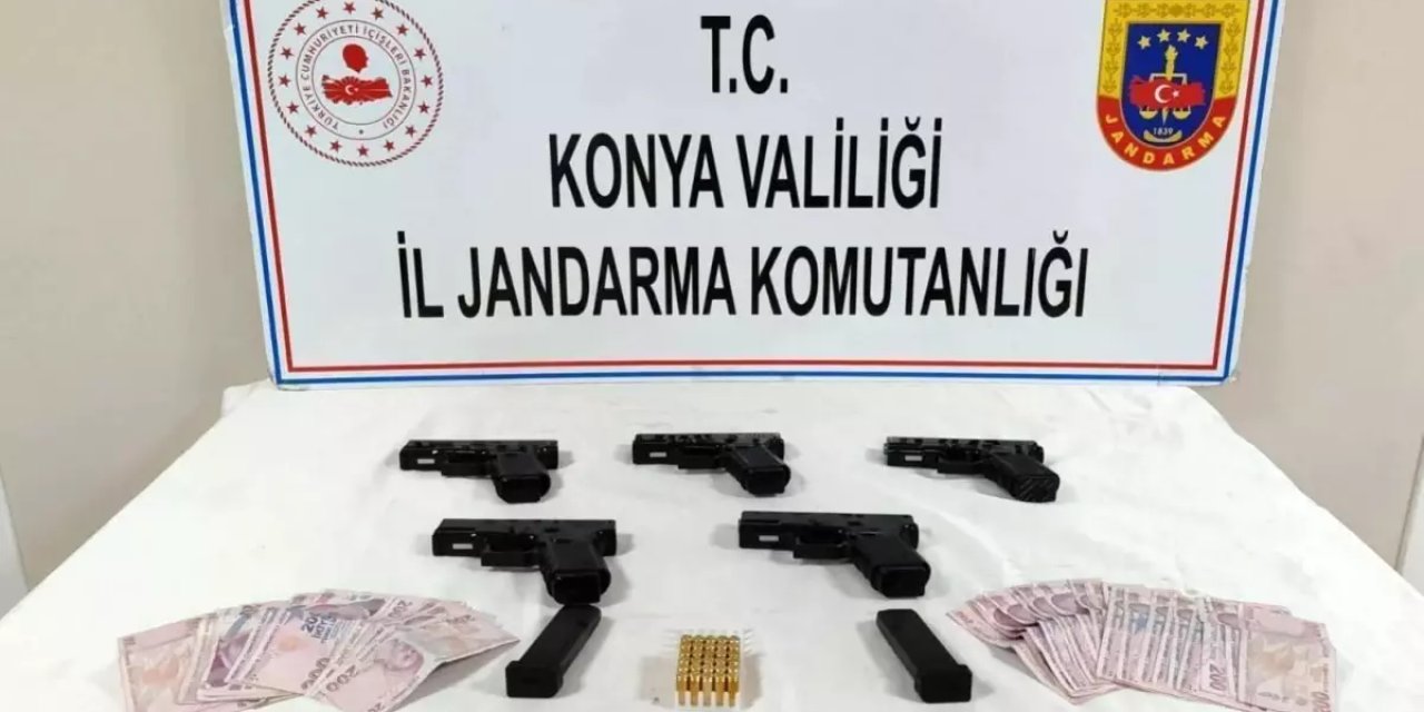 Konya Beyşehir'de Jandarma Operasyonu: 5 Tabanca ve Mermi Ele Geçirildi