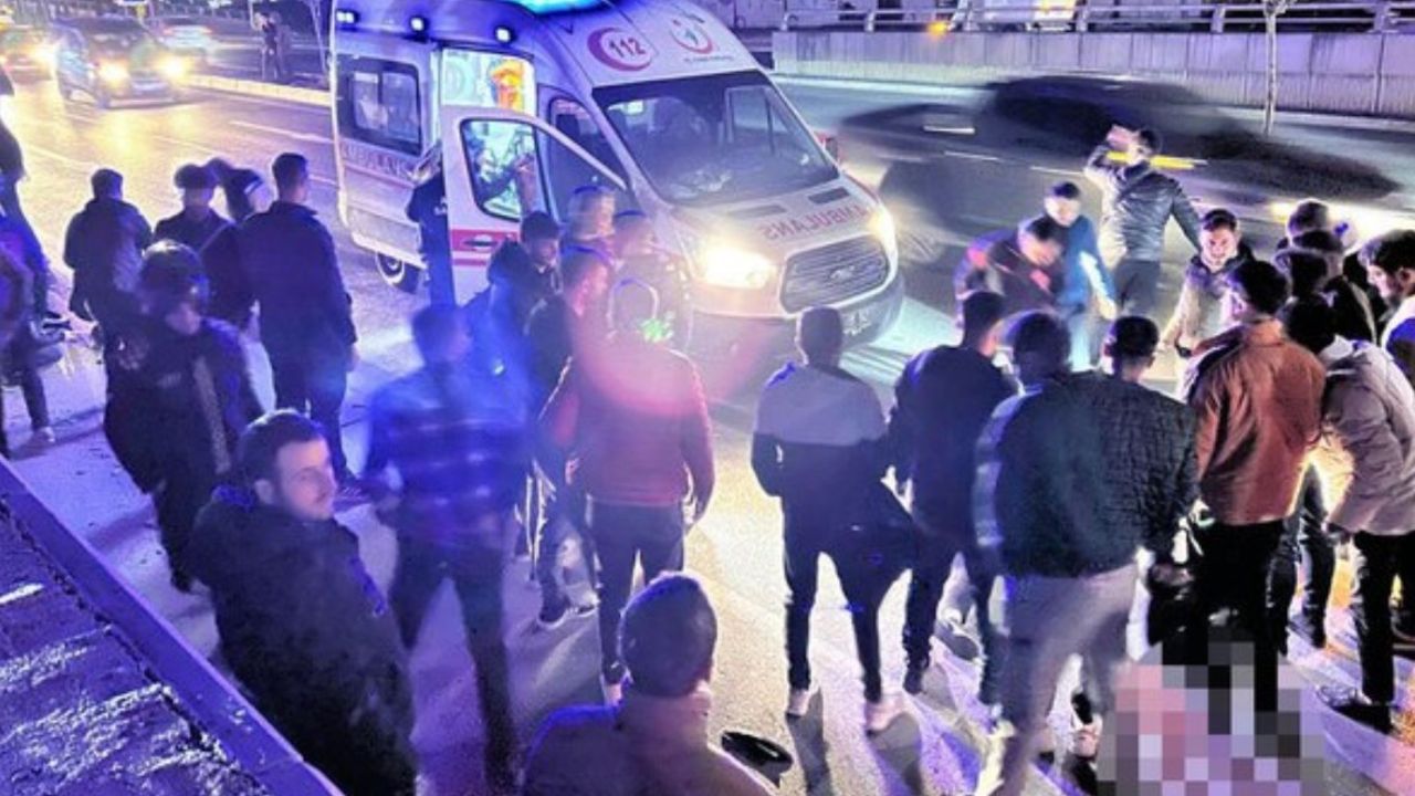 Hatay İskenderun'da motosikletli 3 yayaya birden çarptı!