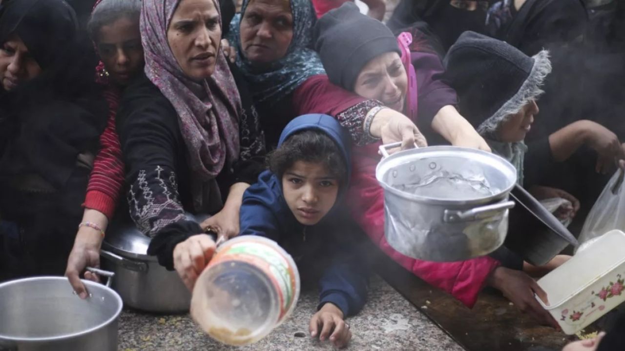 Gazze'ye yapılan yardımlara set kuran İsrail'e sert eleştiriler!