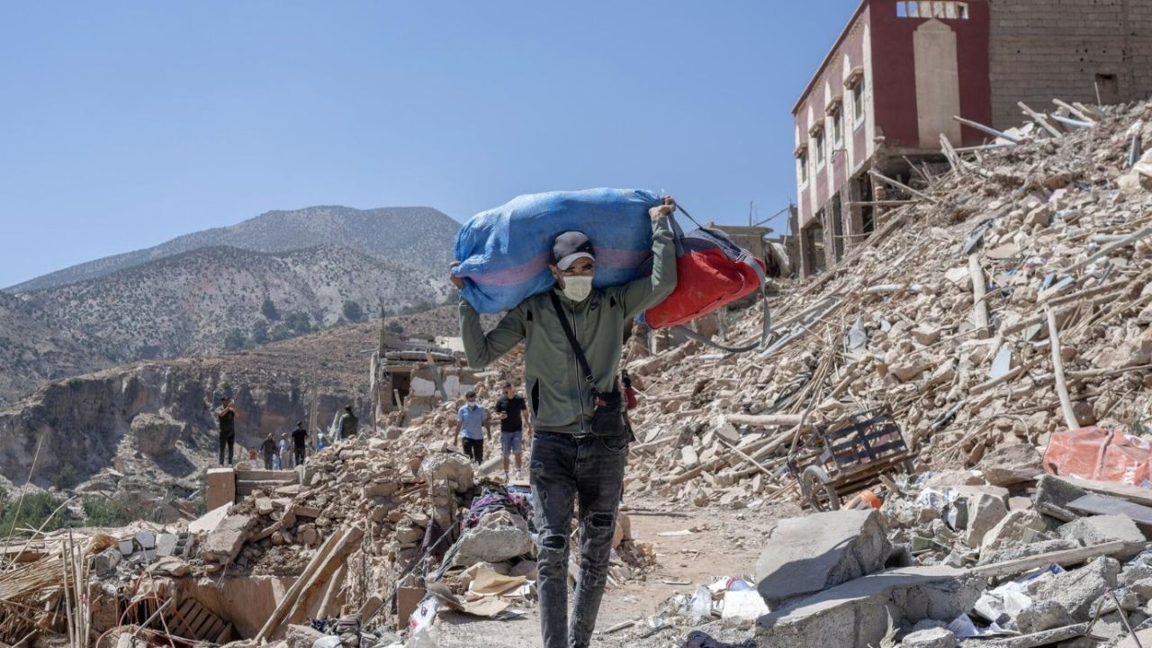 Depremde 2 milyonluk kasa bilmecesi: Kasa var, altın yok
