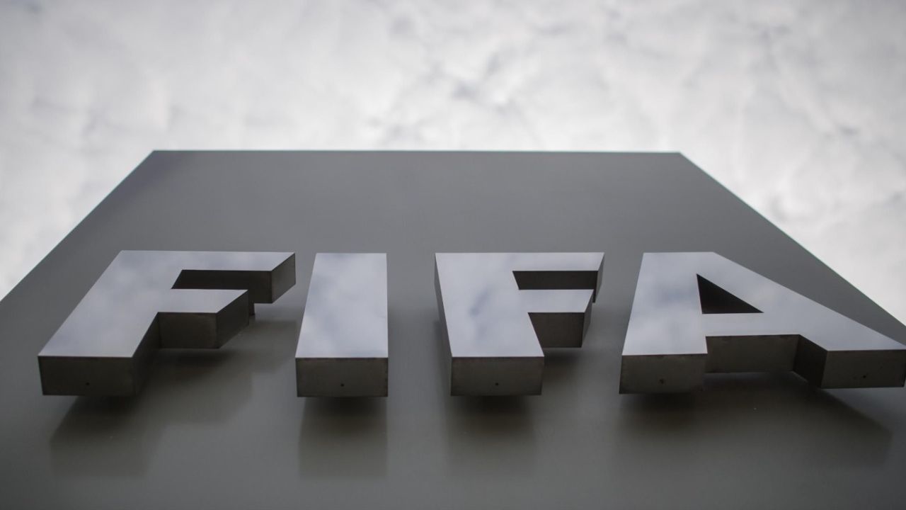 FIFA'dan flaş karar: Süper Lig ekibine süresiz transfer yasağı