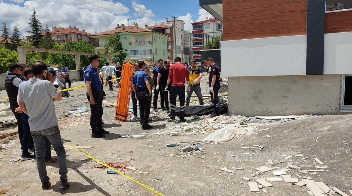 Konya'da boya yaptığı binanın 4. katından düşen işçi hayatını kaybetti