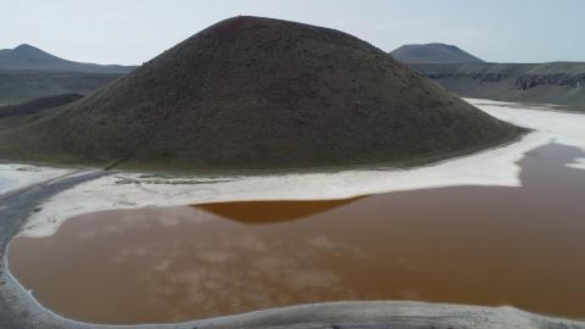5 milyon yıllık Meke Gölü'nde kuraklık tehlikesi