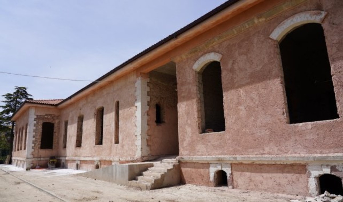 Selçuklu'da bulunan tarihi hemşirelik binasında restore çalışmaları başladı