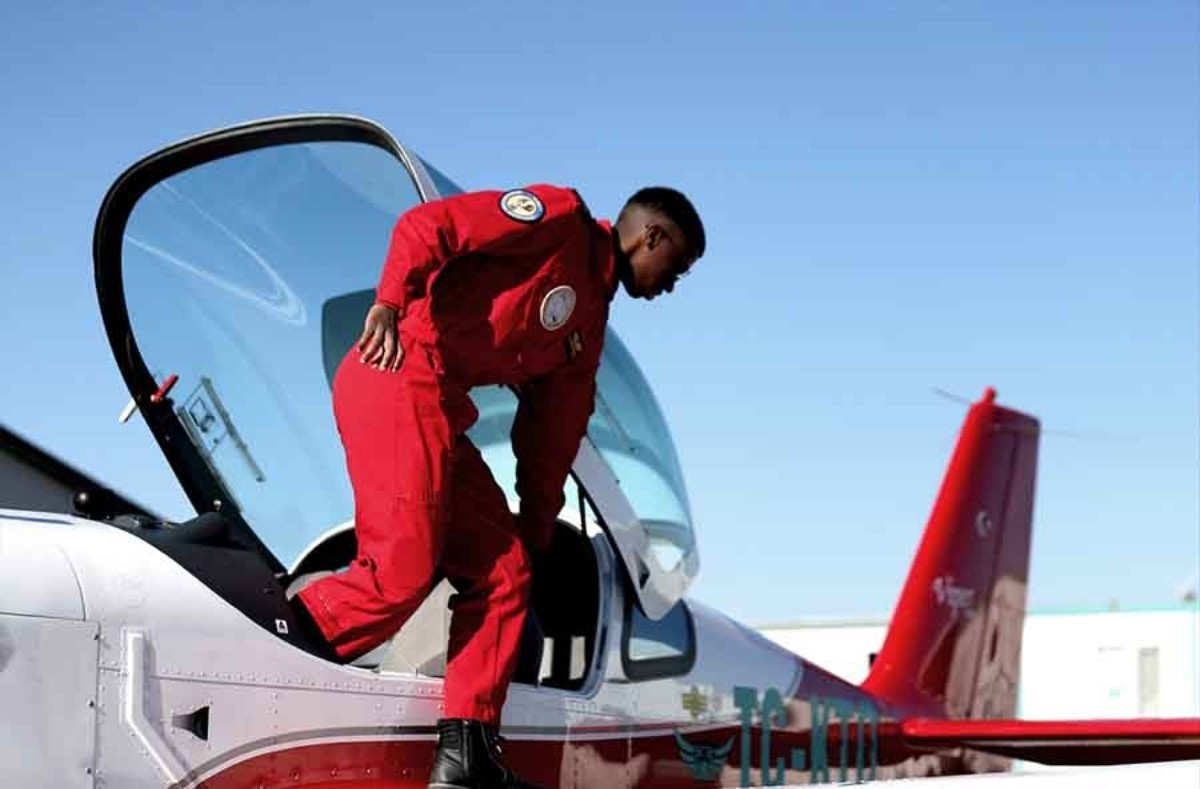 Pilot olma hayallerine kavuşmak için Konya'yı seçen gençlere iş teklifleri yağıyor