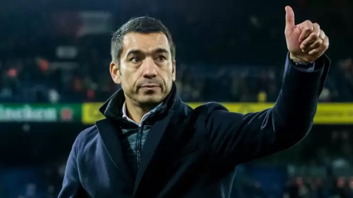 Beşiktaş'ın yeni teknik direktörü Giovanni van Bronckhorst
