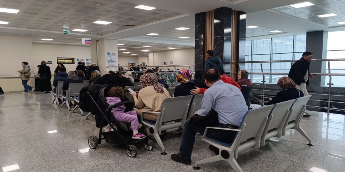 Konya'daki 5 poliklinik yoğunluk rekoru kırdı! İğne atılsa yere düşmüyor..