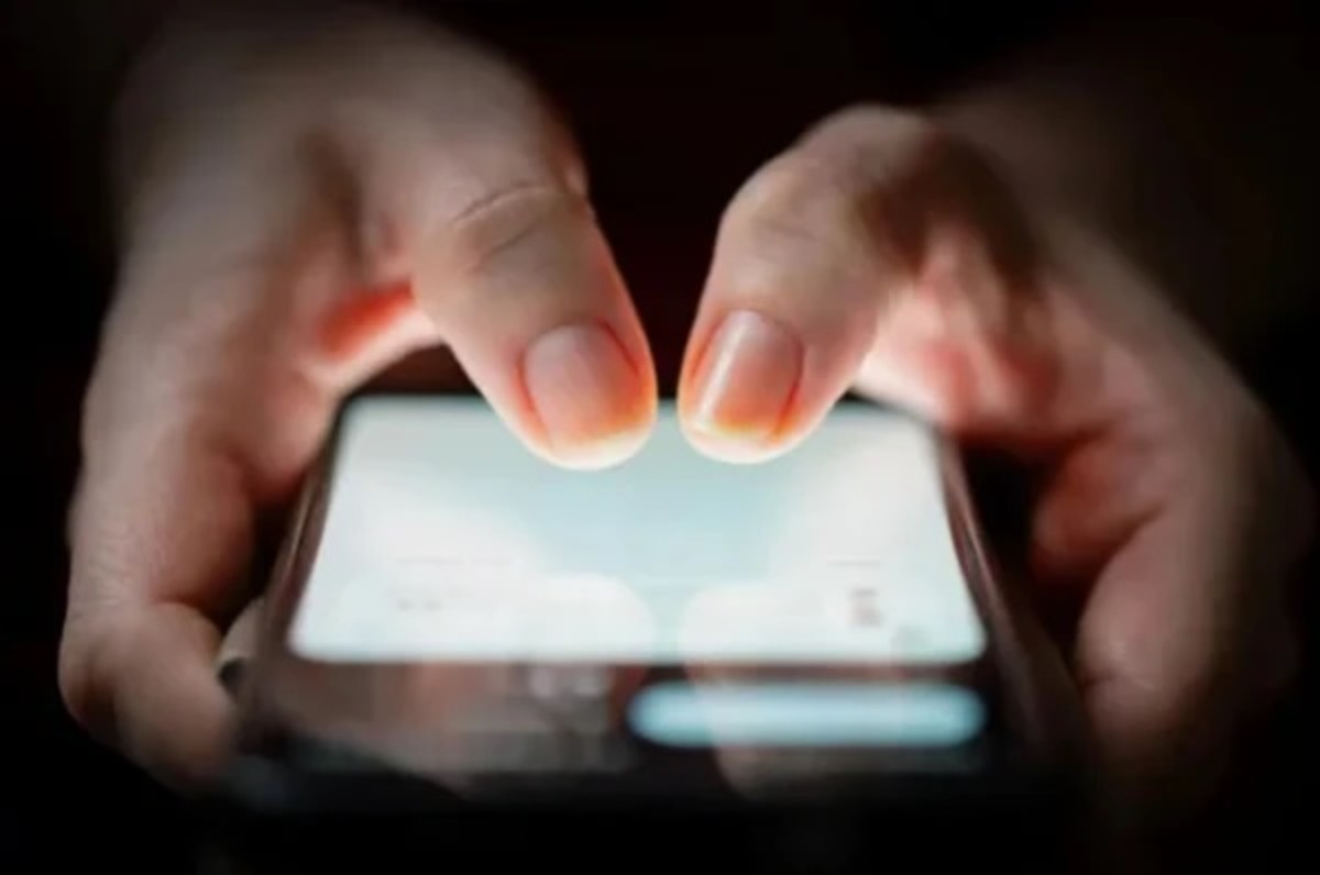 İspanya'da mobil iletişim felce uğradı! 112 hattına bile ulaşılamıyor